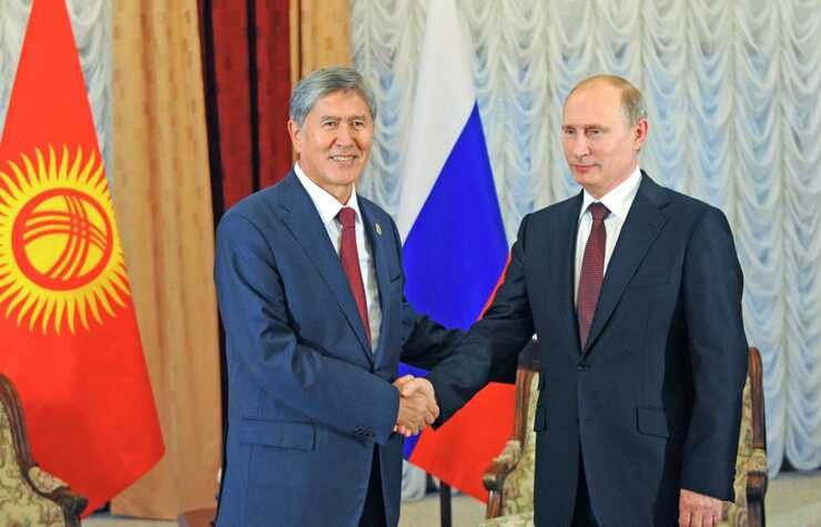 Санкт-Петербург: “Воскресіння” Путіна затрималося на 2 години, перші фото