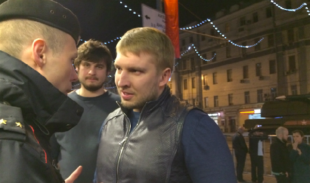 Зрители репетиции Парада победы в Москве избили известного продюсера