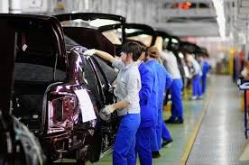 Російський "АвтоВАЗ" збільшив експорт машин в Україну в 7 разів