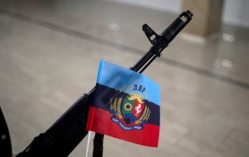   :  Д  