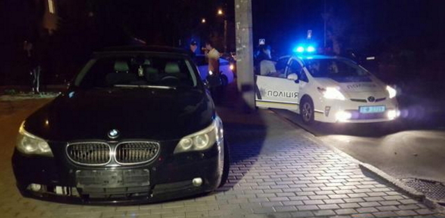 В Киеве молодые люди навеселе устроили погоню с копами