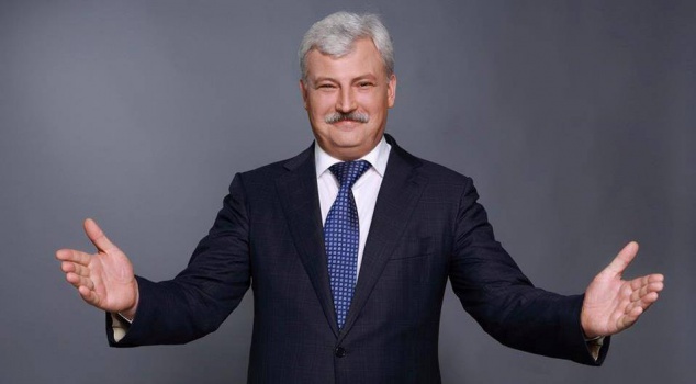 Столичный застройщик Непоп стал кидаться на активистов прямо в стенах КГГА