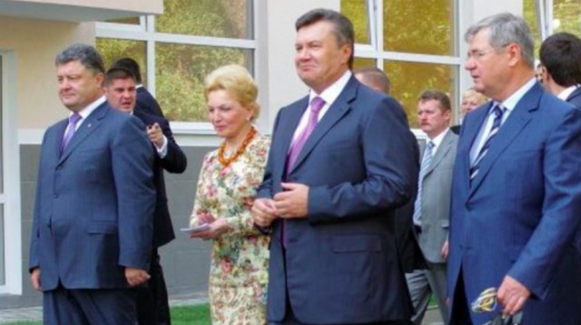 Дела под копирку. Чиновников эпохи Януковича отправляют под арест по принципу "ромашки"