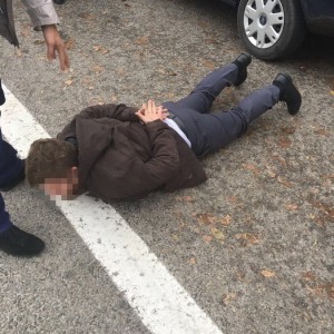 В Борисполе депутат из партии Ляшко вытягивал деньги у многодетной семьи