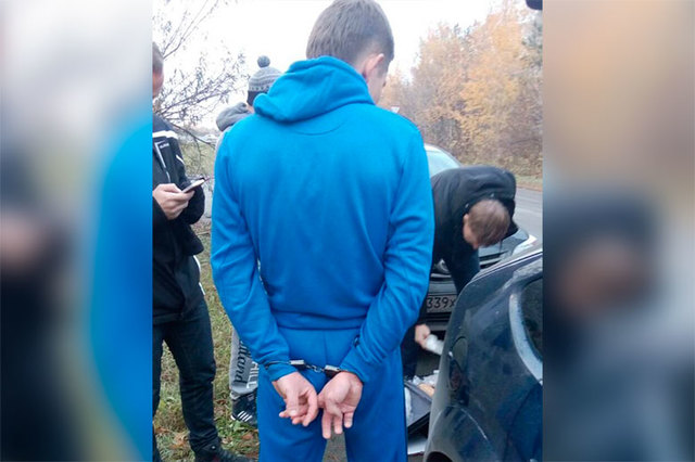 ФСБ накрыла банду контрабандистов и коррумпированных таможенников в аэропорту Екатеринбурга