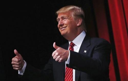 Из 45 стран Трамп обошел по рейтингу Клинтон лишь в России