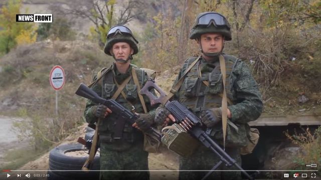 Российские "ихтамнеты" в открытую несут дежурство возле Станицы Луганской