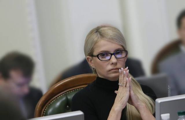 Журналисты назвали цену новых туфель Юлии Тимошенко