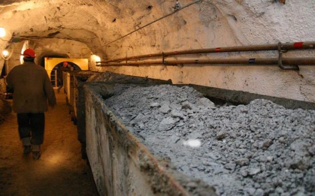 Оккупанты решили лишить работы 14 тысяч человек: на Донбассе закрывают 22 шахты