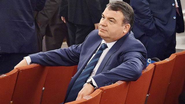 Чемезов пригрел близкого сердцу Сердюкова