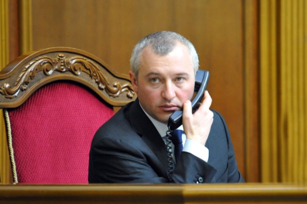 Суд арестовал квартиру Калетника