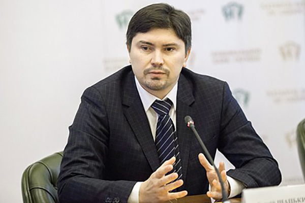 Попавшийся на взятке глава департамента НБУ вышел под залог в 800 тысяч