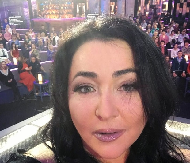 53-летняя Лолита показала лицо после пластики
