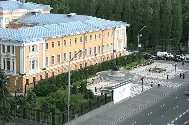 В киевской гимназии родители поссорились на почве сепаратизма