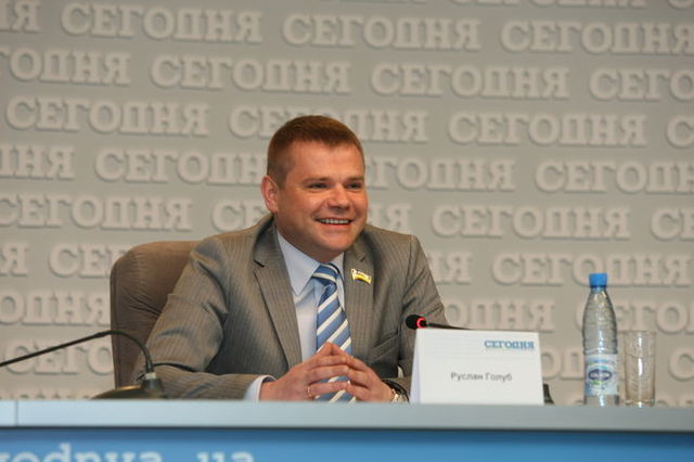 Руслан Голуб-член семьи Януковича успешно хозяйничает на Тетиевщине