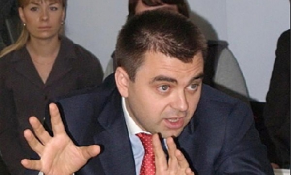 Вслед за мандатом справоросс Казаков лишился диплома