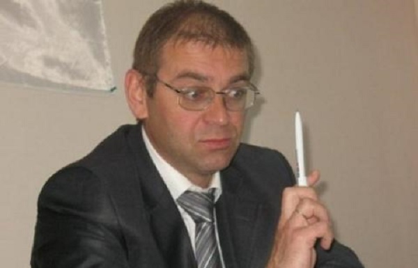 Пашинского отогнали от НПЗ Курченко