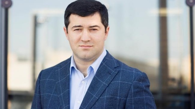 Сытник соврал? Стало известно, какие "доказательства" НАБУ изъяло в кабинете Насирова