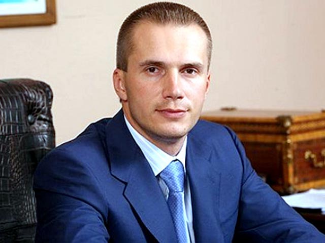 Деньги Саши-стоматолога снова заблокированы
