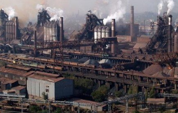 Заводы Ахметова травят людей по выходным
