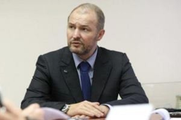 «Не брат ты мне»