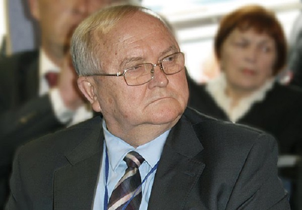 Волонтер рассказал, как генерал поездкой в АТО, пытается сберечь «кормушку»