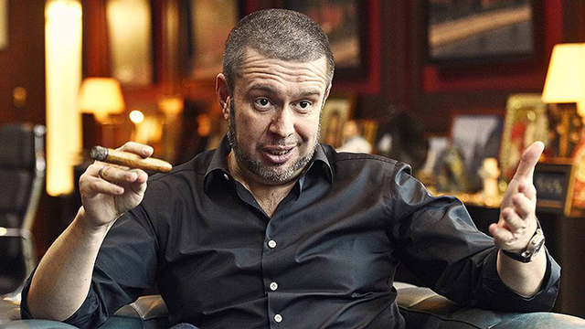 В сеть попали интимные фото 12-й жены российского миллионера Якубовского