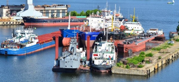 Предприятие экс-гражданина РФ и соратника Януковича отремонтирует корабль ВМС Украины