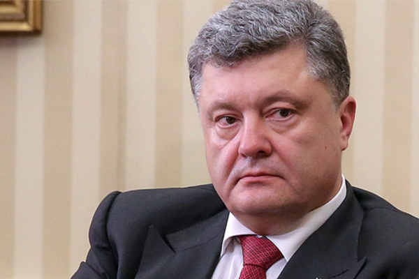 Спецслужбы РФ пытались звонить главе Польши от имени Порошенко – АП