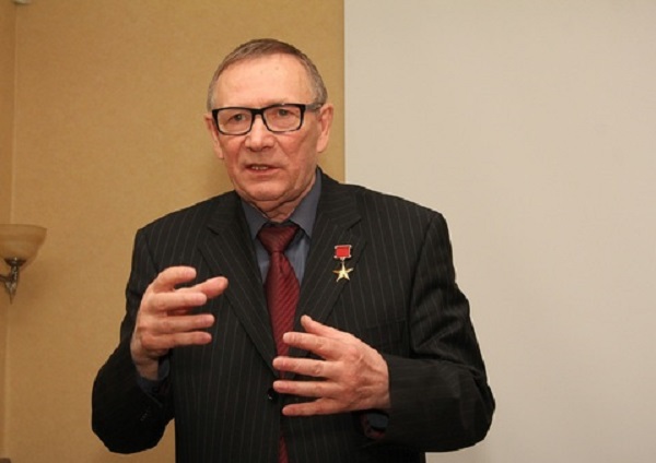 Экс-депутат Госдумы «поблагодарил» Путина за освобождение Тимченко, Ротенберга и Сечина от налогов