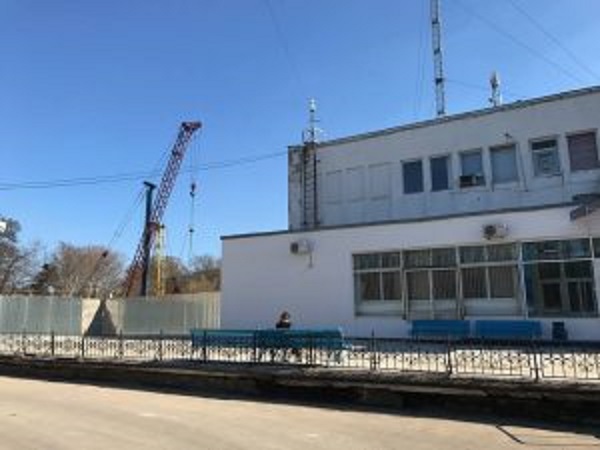 Вместо демонтажа свай-высотка:офшорная компания застраивает Одессу
