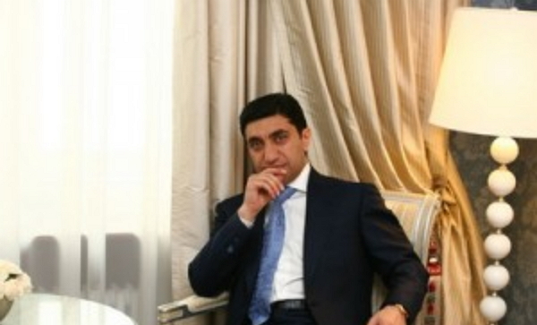 God Father Год Нисанов