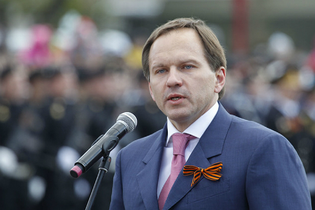Дружба Александра Хлопонина и Льва Кузнецова приносит 582 миллиона рублей прибыли в год