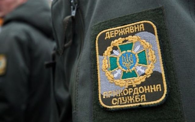 Чиновники Госпогранслужбы попались на полумиллионной взятке