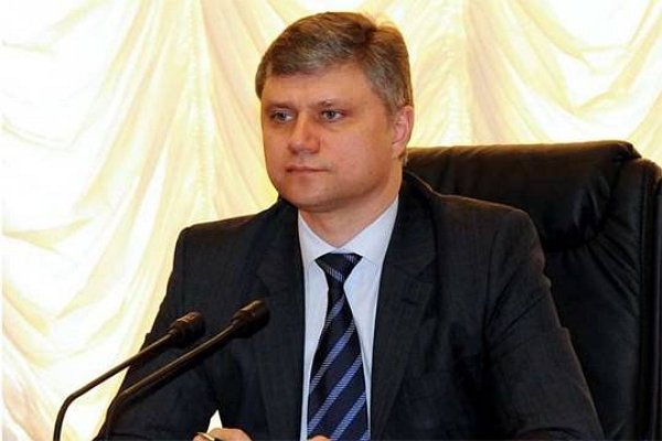 За что глава РЖД Олег Белозеров получает в день 700 000 рублей