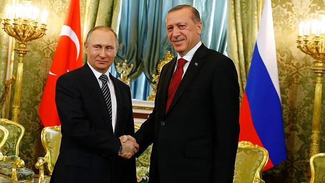 Путин на переговорах с Эрдоганом пошутил над его делегацией