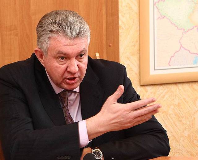 Российские СМИ назвали имя куратора предприятий «ЛДНР»