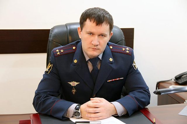 Главу астраханского УФСИН, строившего дом руками заключенных, оставили под домашним арестом