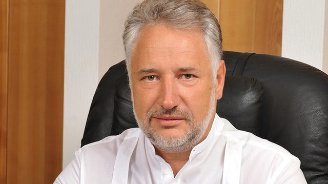 Этот сломался, несите нового. Кто поставил на колени Жебривского