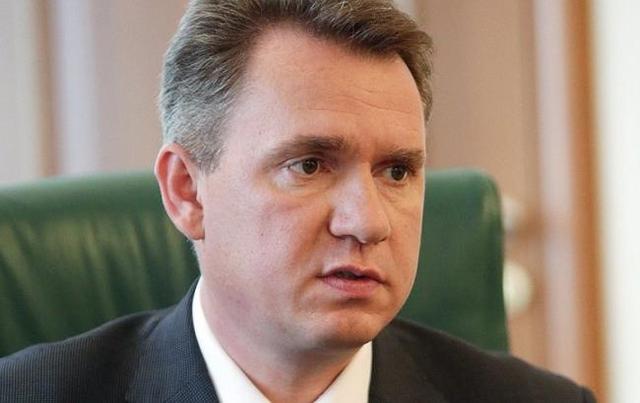 Следствие по делу о “черной бухгалтерии” ПР исследует загранкомандировки Охендовского