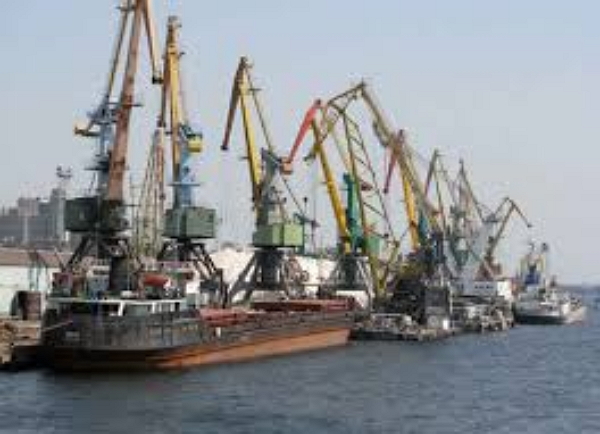 Санкции разоряют морские порты Крыма