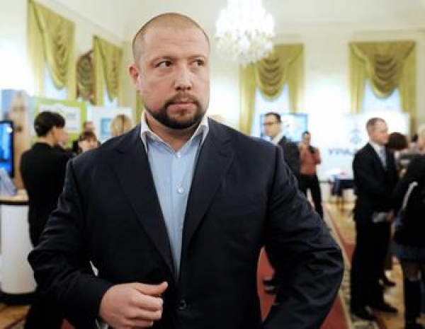 Илья Юров со товарищи выводили на жен