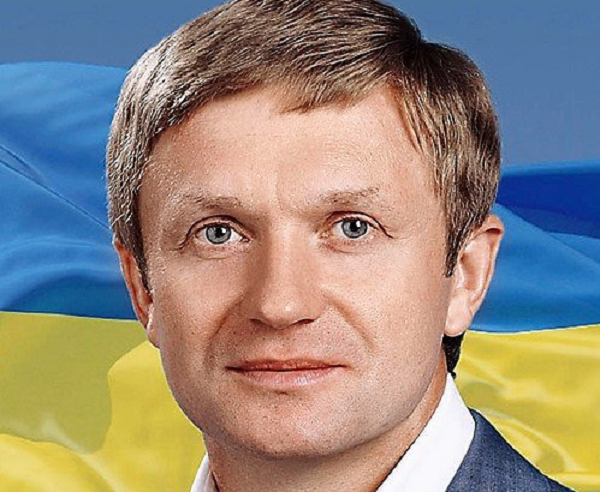 Степан Ивахив: псевдопатриот обувает державу в тендерные лапти и грабит вдову погибшего друга