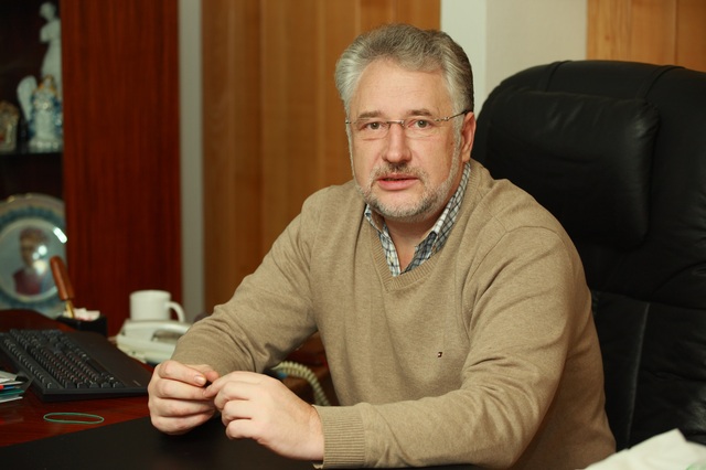 Глава ДВГА Жебривский отразил в декларации почти миллион гривен как матпомощь от “Фармак”
