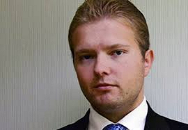 Чем занимается Антон Астахов