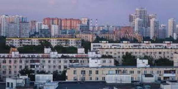 Риелторы заявили о массовом снятии с продаж вторичных квартир в Москве