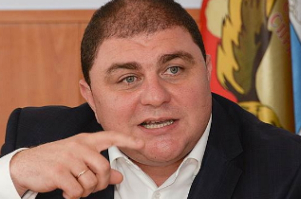 Госзаказы родни губернатора Потомского