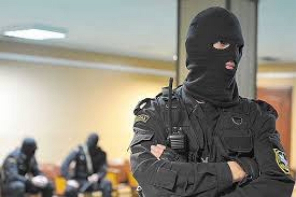 Полиция ищет миллионы на дне Славянки
