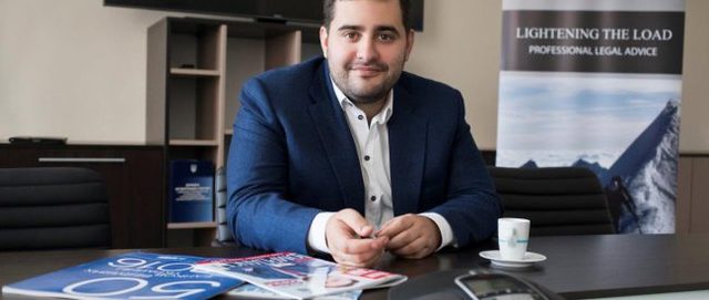 Андрей Довбенко сушит сухари