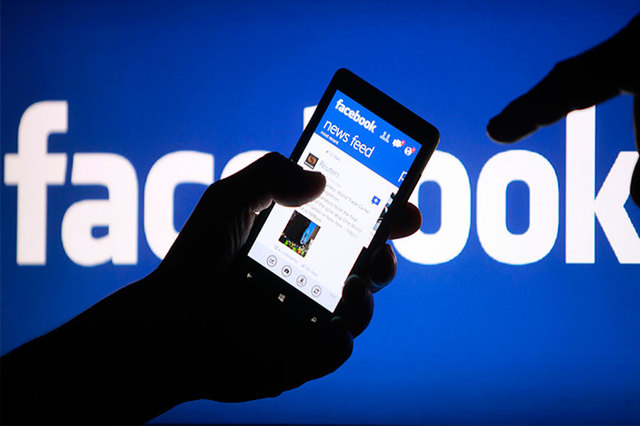 Роскомнадзор грозится заблокировать Facebook в 2018 году